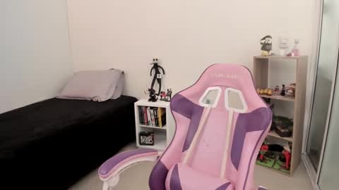 Yuna online show from 01.13.25