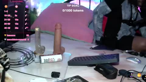 Snapshot of yungbbcbro chatting on 01.07.25 Octavian online show from 01.07.25