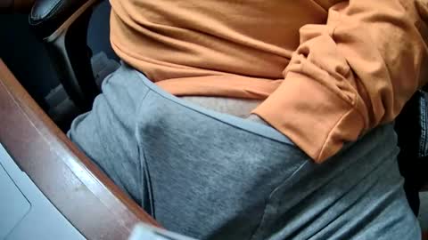 yuppers1234 online show from 04.29.26