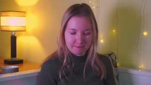 Snapshot of yuricazel chatting on 02.02.26 Alesia online show from 02.02.26