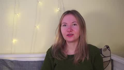 Snapshot of yuricazel chatting on 02.03.26 Alesia online show from 02.03.26