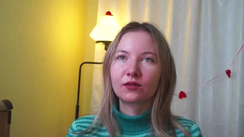 Snapshot of yuricazel chatting on 02.08.26 Alesia online show from 02.08.26