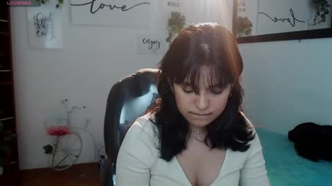 Snapshot of yurii_petite chatting on 07.17.26 Y U R I online show from 07.17.26
