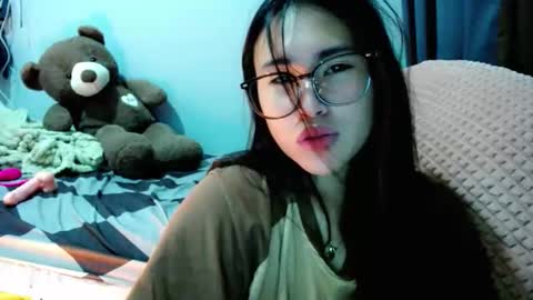 yuriyumixx_xoxo online show from 01.17.26