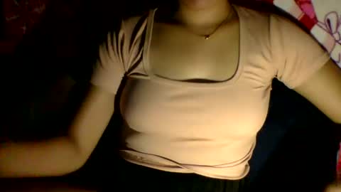 Snapshot of z0elyn chatting on 07.13.26 z0elyn online show from 07.13.26
