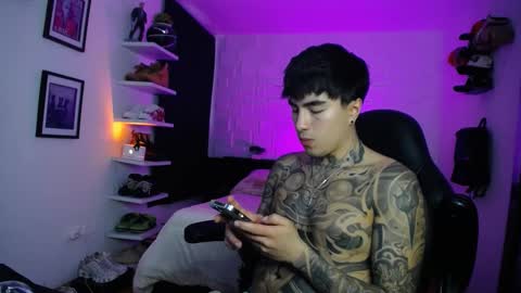 zac_muller1 online show from 03.18.26