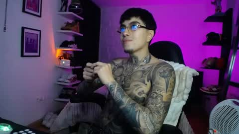 zac_muller1 online show from 07.23.26