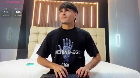 Snapshot of zack23__ chatting on 06.12.26 zack23__ online show from 06.12.26