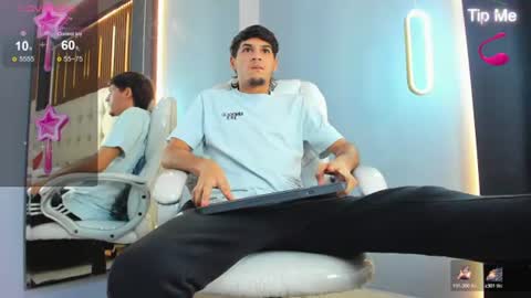 Snapshot of zack23__ chatting on 07.10.26 zack23__ online show from 07.10.26