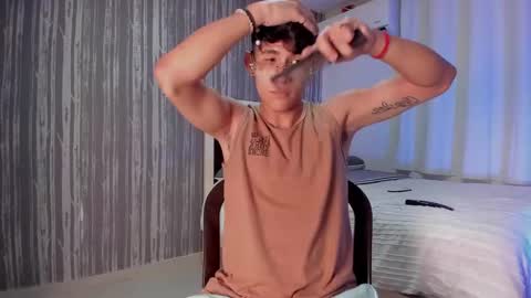 Snapshot of zack_horny19 chatting on 03.10.25 Zack online show from 03.10.25