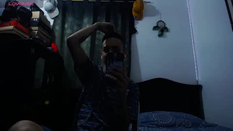 zackdriussyx online show from 02.18.25