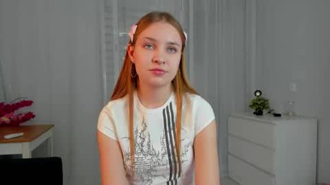 Marina online show from 10.21.25