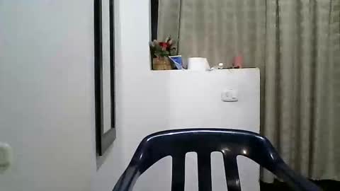 Zafiro online show from 04.25.26