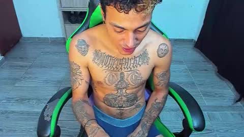 BiG Zafiro online show from 03.15.26