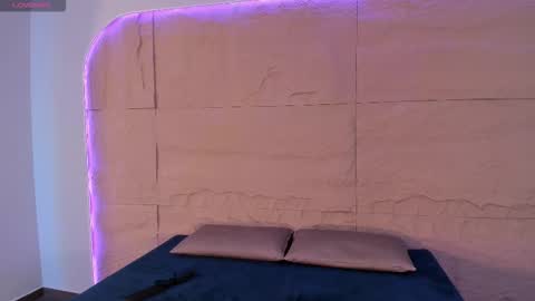 Snapshot of zaha_rose chatting on 09.09.25 Zaha online show from 09.09.25