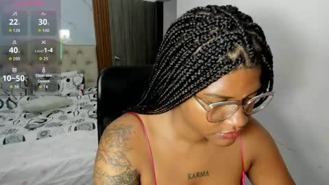 Snapshot of zahra_rose chatting on 04.22.26 zahra_rose online show from 04.22.26