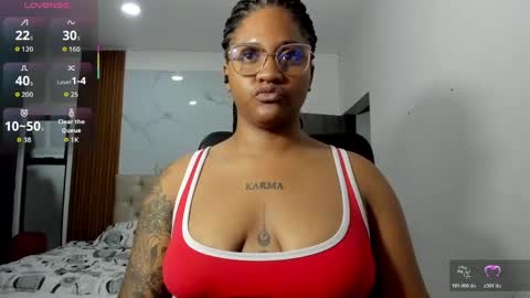 Snapshot of zahra_rose chatting on 04.26.26 zahra_rose online show from 04.26.26