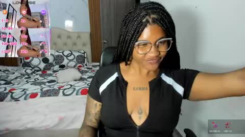 Snapshot of zahra_rose chatting on 05.11.26 zahra_rose online show from 05.11.26