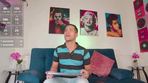 Snapshot of zaid_lion chatting on 12.24.24 Zaid Mendoza online show from 12.24.24