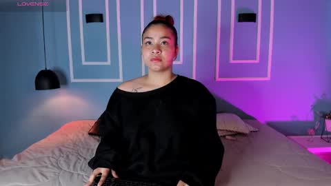 Snapshot of zaily_zc chatting on 12.01.25 Zaily online show from 12.01.25