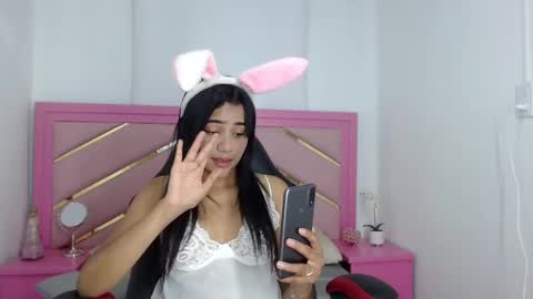 Snapshot of zaira_angel chatting on 01.30.25 Zaira Angel online show from 01.30.25