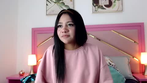 Snapshot of zaira_angel chatting on 03.12.25 Zaira Angel online show from 03.12.25