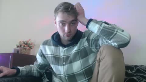 Snapshot of zakonezach chatting on 12.19.24 zakonezach online show from 12.19.24