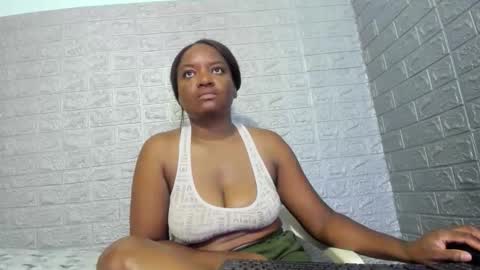 Snapshot of zamara__ chatting on 04.15.26 Zamara online show from 04.15.26