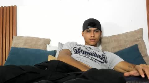 Zander online show from 10.31.25