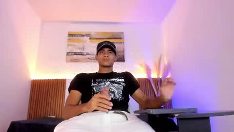 Snapshot of zander_2120 chatting on 06.25.26 Zander online show from 06.25.26