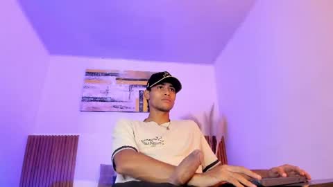 Snapshot of zander_2120 chatting on 07.27.26 Zander online show from 07.27.26