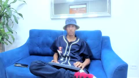 Snapshot of zane_belville chatting on 05.13.26 Zane Belville online show from 05.13.26
