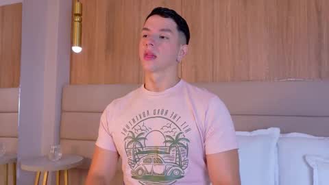 Snapshot of zanedawson chatting on 01.18.26 Zane Dawson online show from 01.18.26