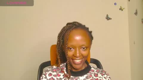 Snapshot of zara_lae chatting on 06.08.26 nicky online show from 06.08.26
