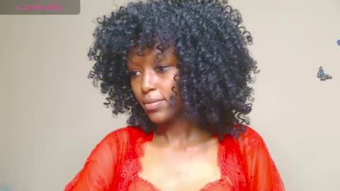 Snapshot of zara_lae chatting on 06.20.26 nicky online show from 06.20.26