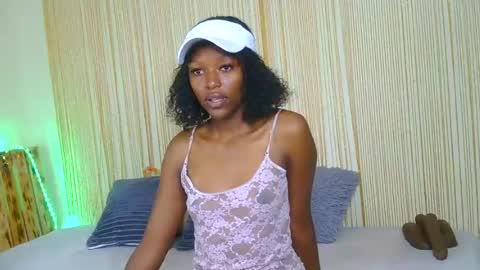 Snapshot of zara_lae chatting on 08.02.26 nicky online show from 08.02.26