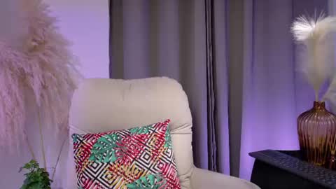 Zara Nova online show from 07.20.26