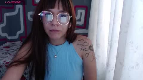 Snapshot of zara_sin chatting on 09.22.25 Zara online show from 09.22.25