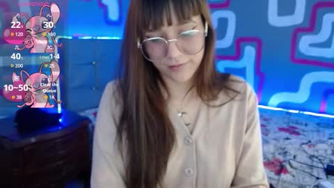 Snapshot of zara_sin chatting on 10.10.25 Zara online show from 10.10.25