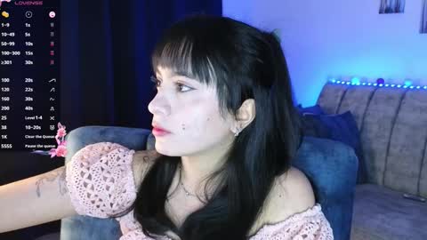 Snapshot of zaradames_ chatting on 09.26.25 zaradames_ online show from 09.26.25