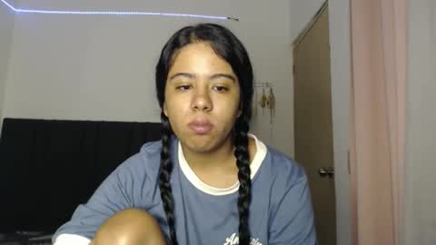 Snapshot of zarah_v chatting on 05.22.26 Fernanda online show from 05.22.26