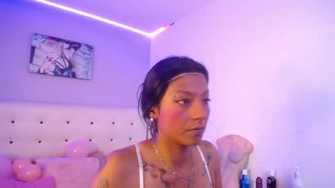 Snapshot of zarahbennet chatting on 05.15.26 Zarah online show from 05.15.26