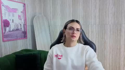 Snapshot of zarcasutra_t chatting on 05.01.26 Isabella online show from 05.01.26
