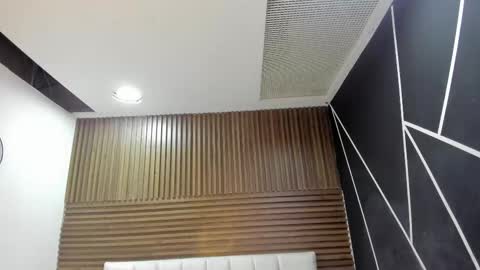 Zarina Waynne online show from 03.24.26