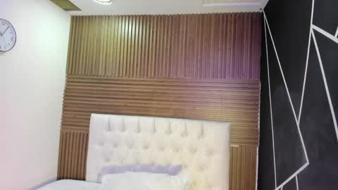 Zarina Waynne online show from 03.26.26