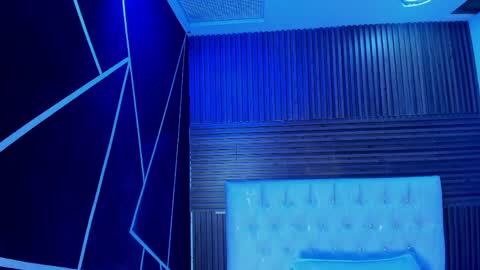 Zarina Waynne online show from 04.09.26