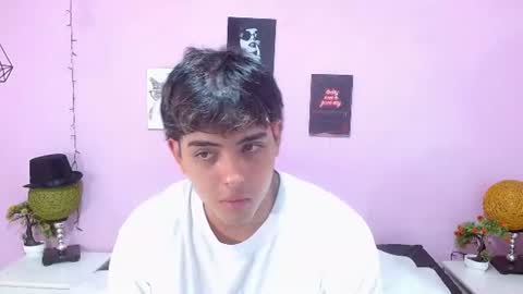 Snapshot of zayne_lyon chatting on 07.27.26 zayne lyon online show from 07.27.26