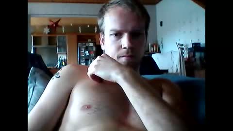 Snapshot of zblondyfrenchy chatting on 12.14.24 zblondyfrenchy online show from 12.14.24