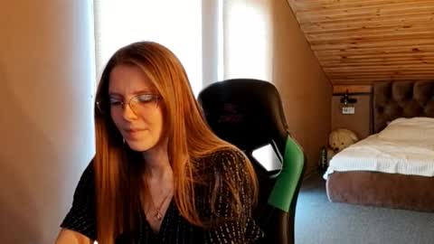 Snapshot of zelmacurington chatting on 01.10.26 Julia online show from 01.10.26