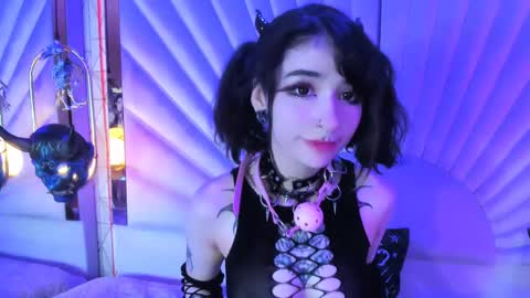    online show from 02.11.25